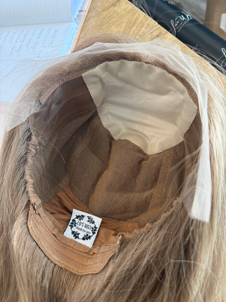 Lacey (M) 22” Lace Front Silk Top Wig