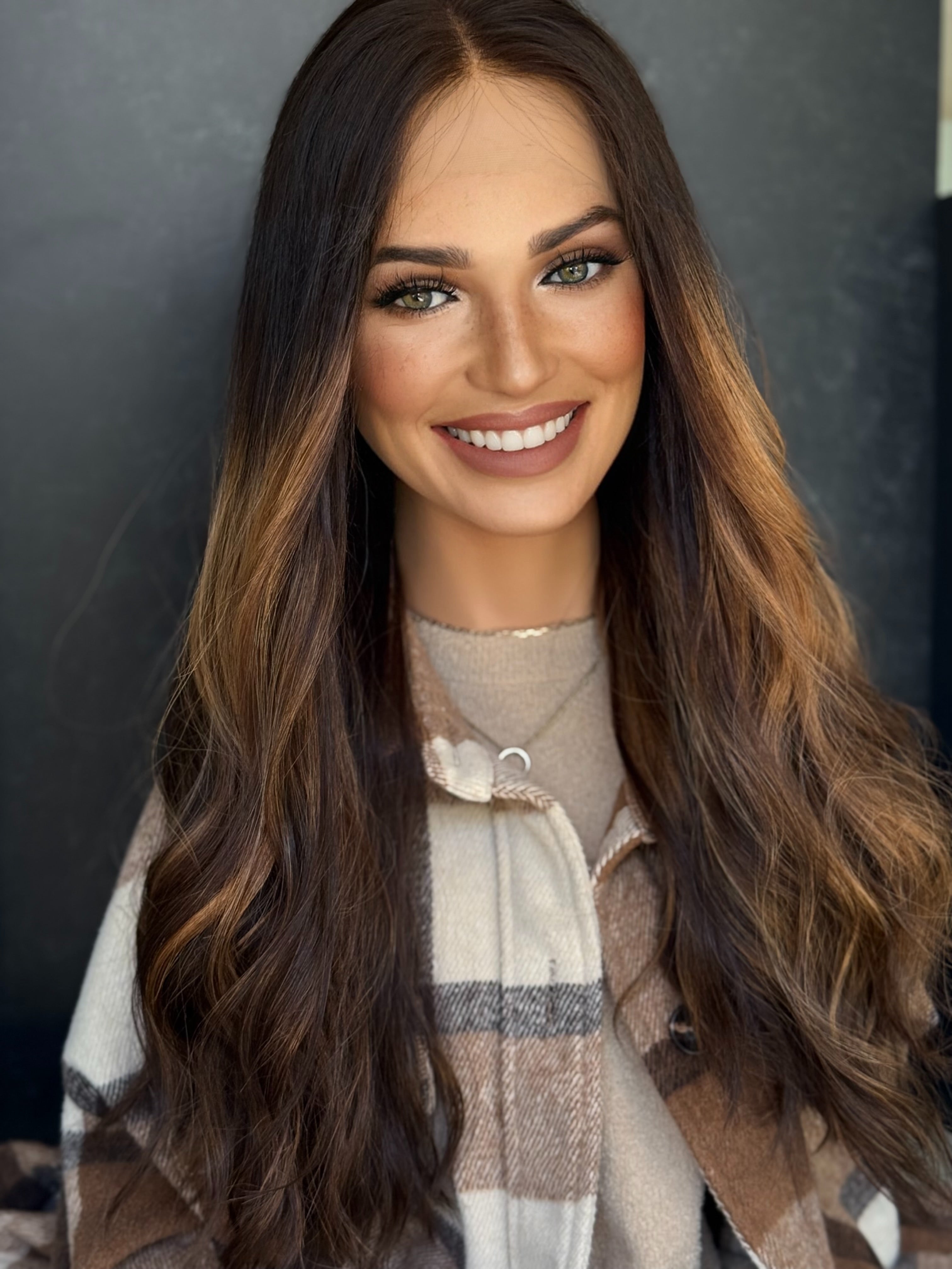 “LT2795” [M] 23” Lace Top Wig