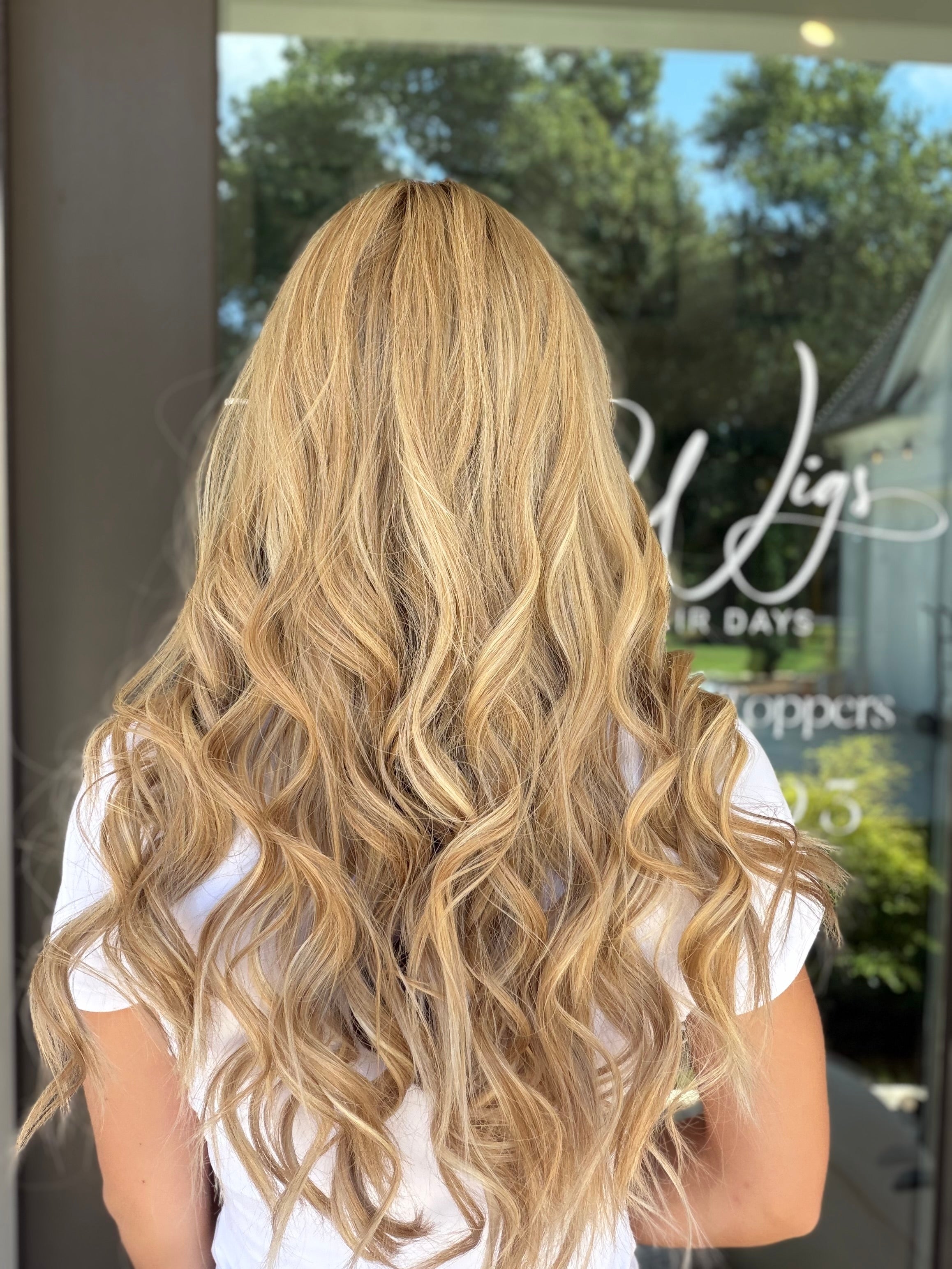 <b>Anniston</b><br> <I>Signature Mongolian Collection</I> <br> 24" Lace Top Wig