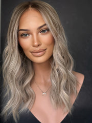 “Annalise” [S] 18” Lace Top Wig