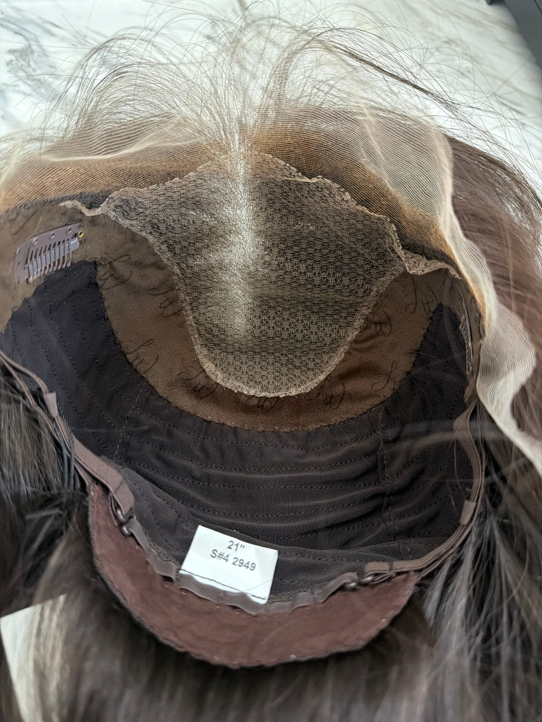 Bella (S) 21” Lace Top Wig