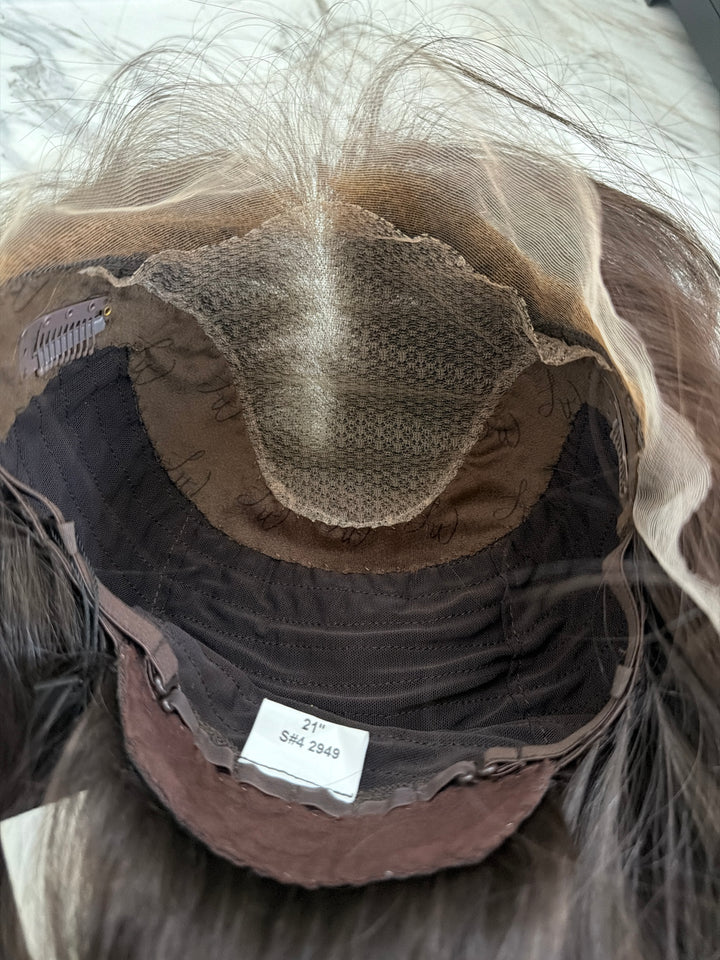 Bella (S) 21” Lace Top Wig