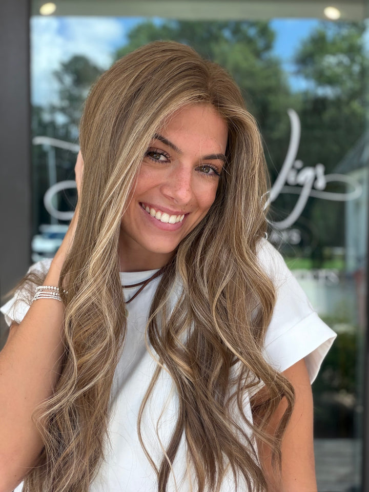Raya (M) 24” Lace Top Wig
