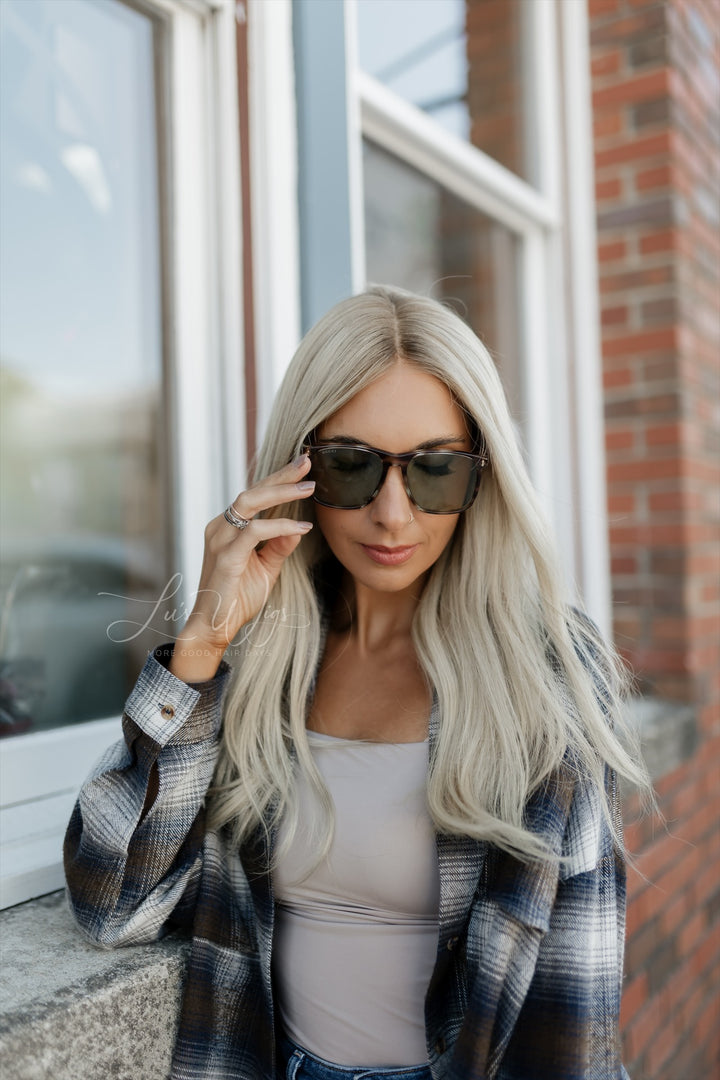 “Celeste” [M] 20” Glam Lace Top Wig