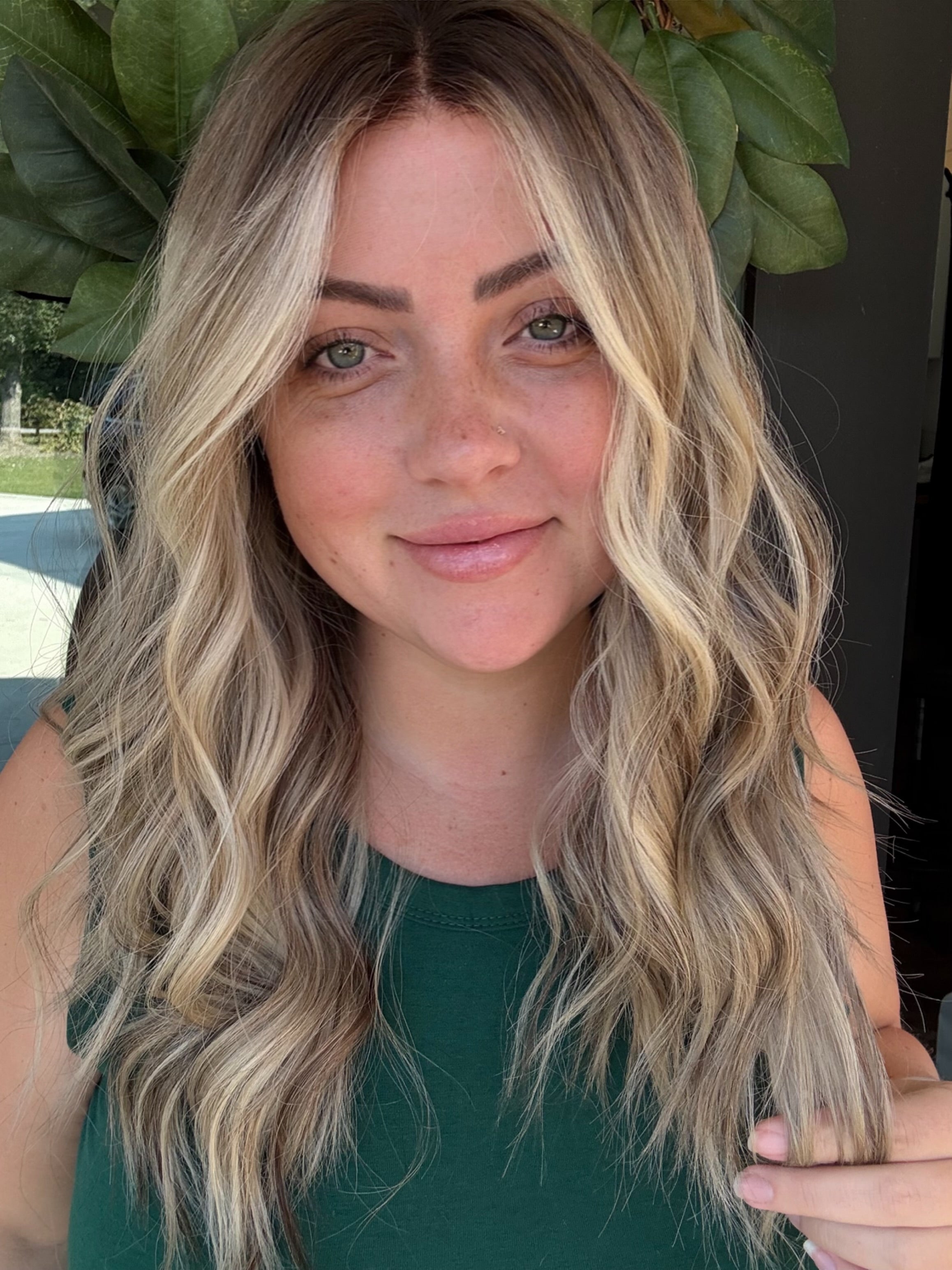 “Summer” [S] 22” Lace Top Wig