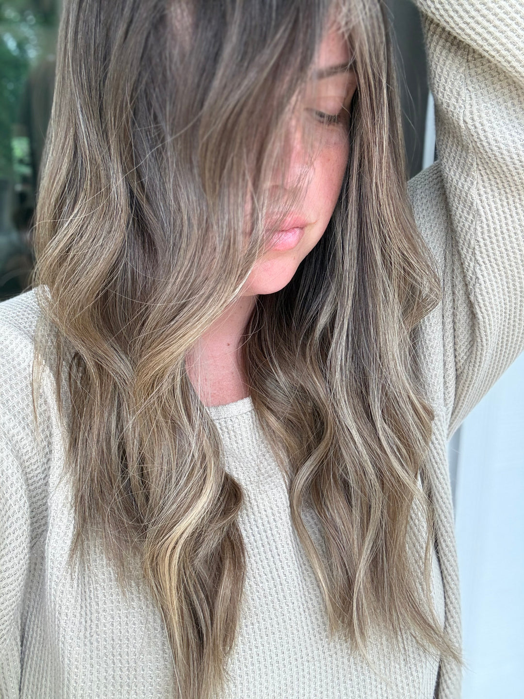 “Ella Langley” (L) 20” Lace Top Wig
