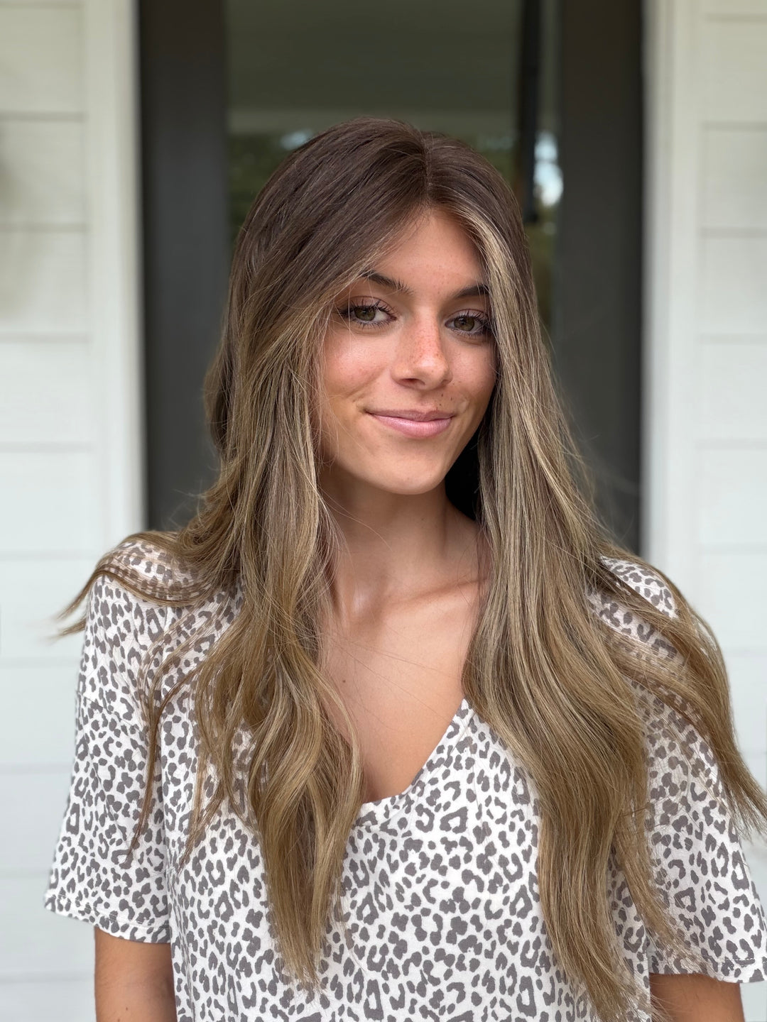“Ella Langley” (L) 20” Lace Top Wig