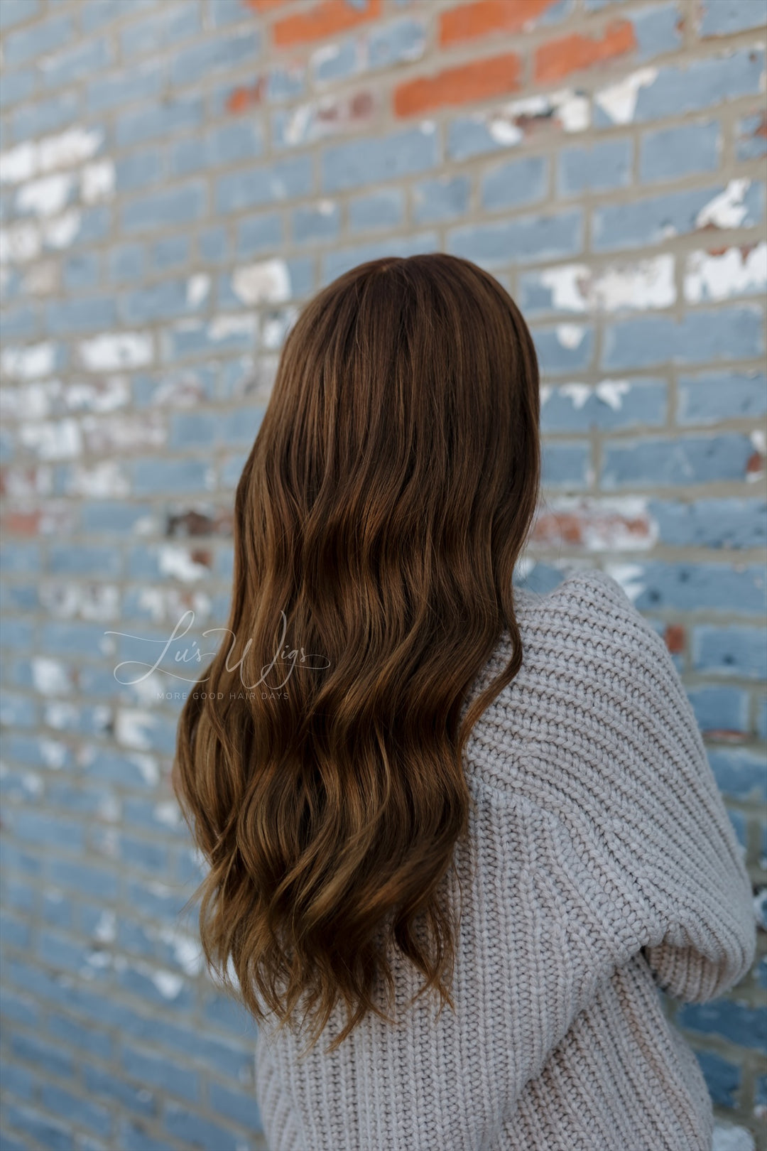 “Zoey” [M] 22” Glam Lace Top Wig