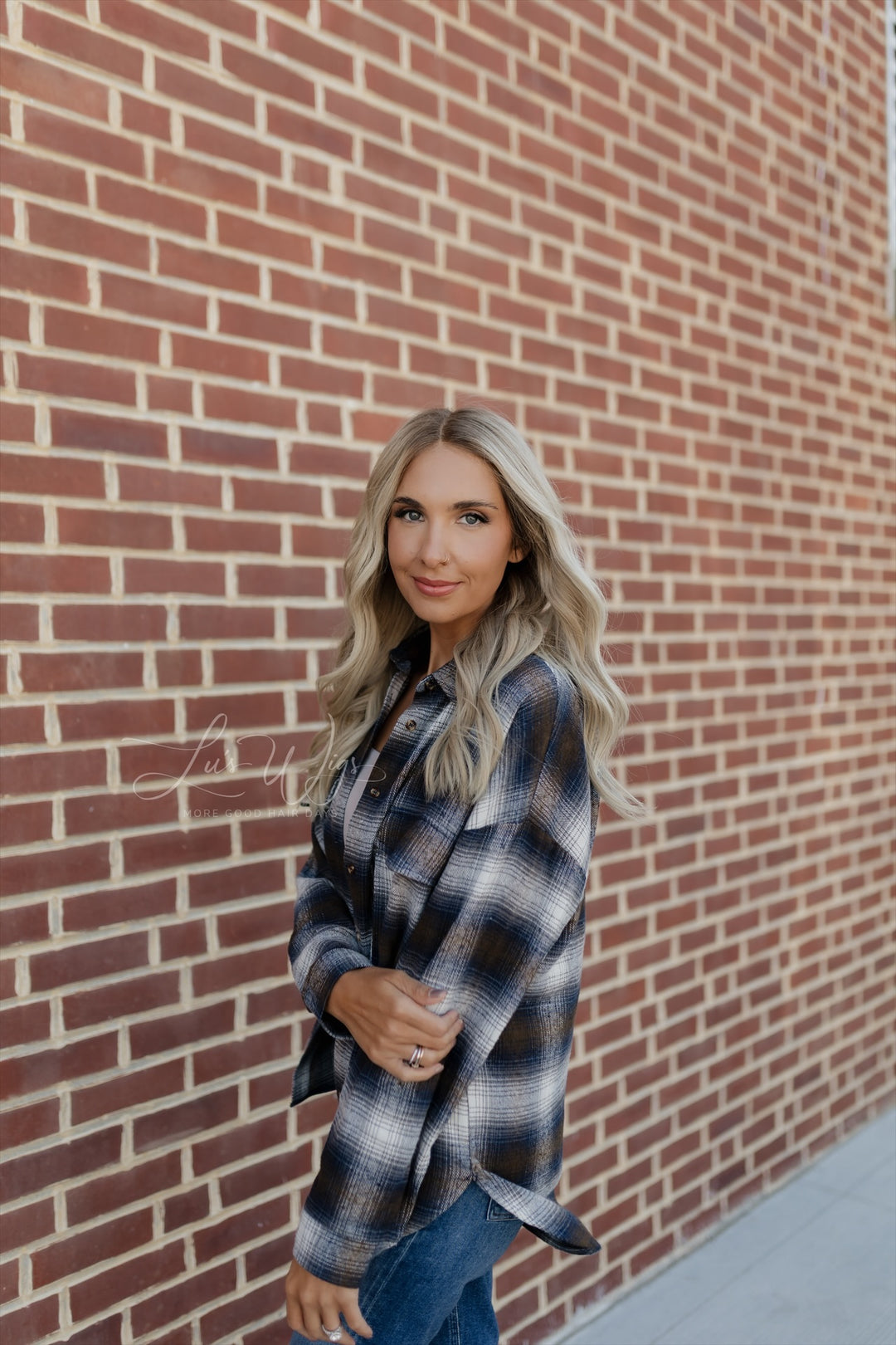 “Esme” [M] 20” Glam Lace Top Wig