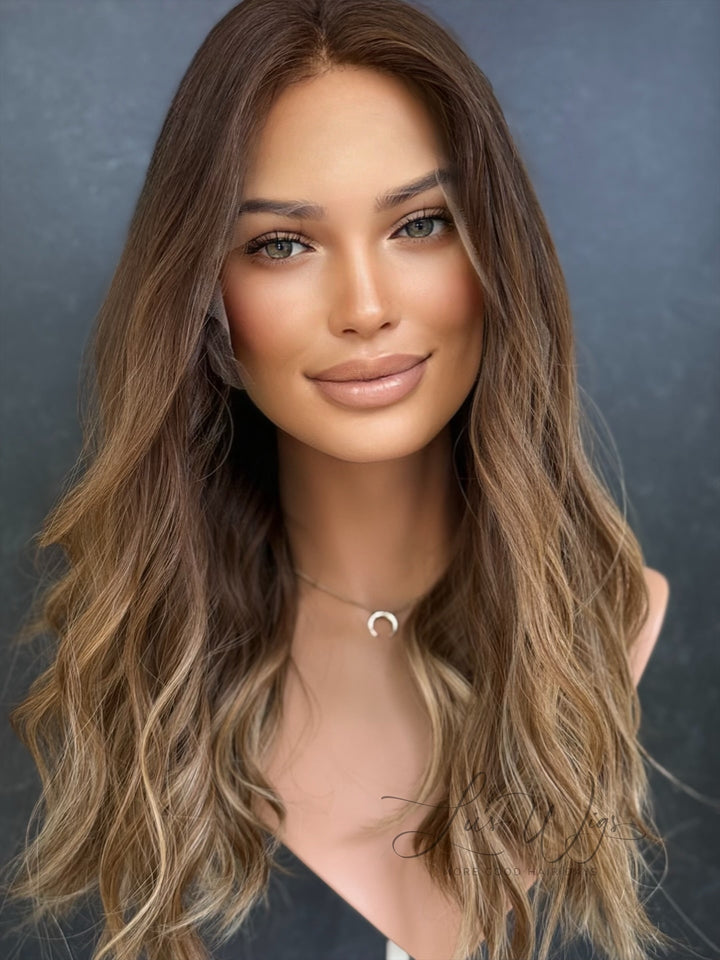“Augusta” [M] 20” Lace Top Wig