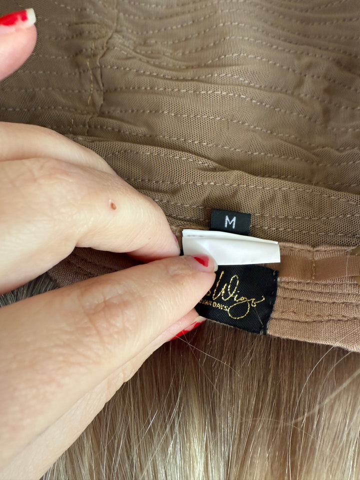 “Karli” [M] 20” Lace Top Wig