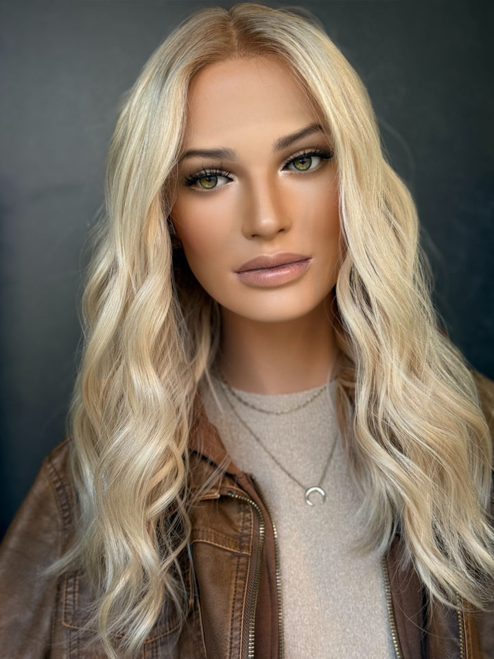 “Demi” [10x11] 20” Lace Top Topper