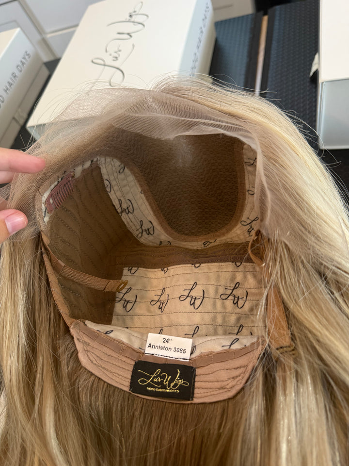 Anniston (L) 24” Lace Top Wig