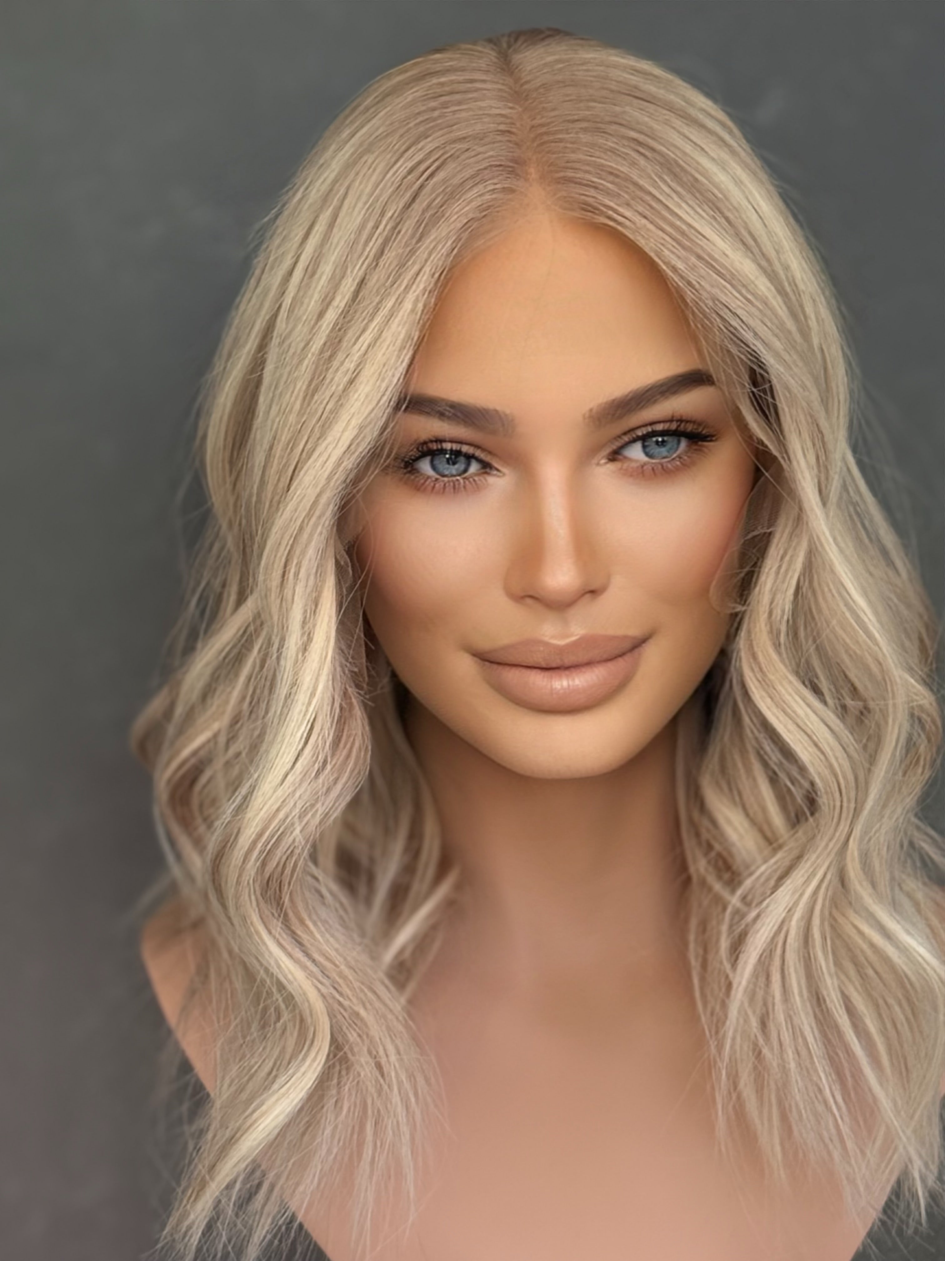 “Serena” [L] 14” Lace Top Wig