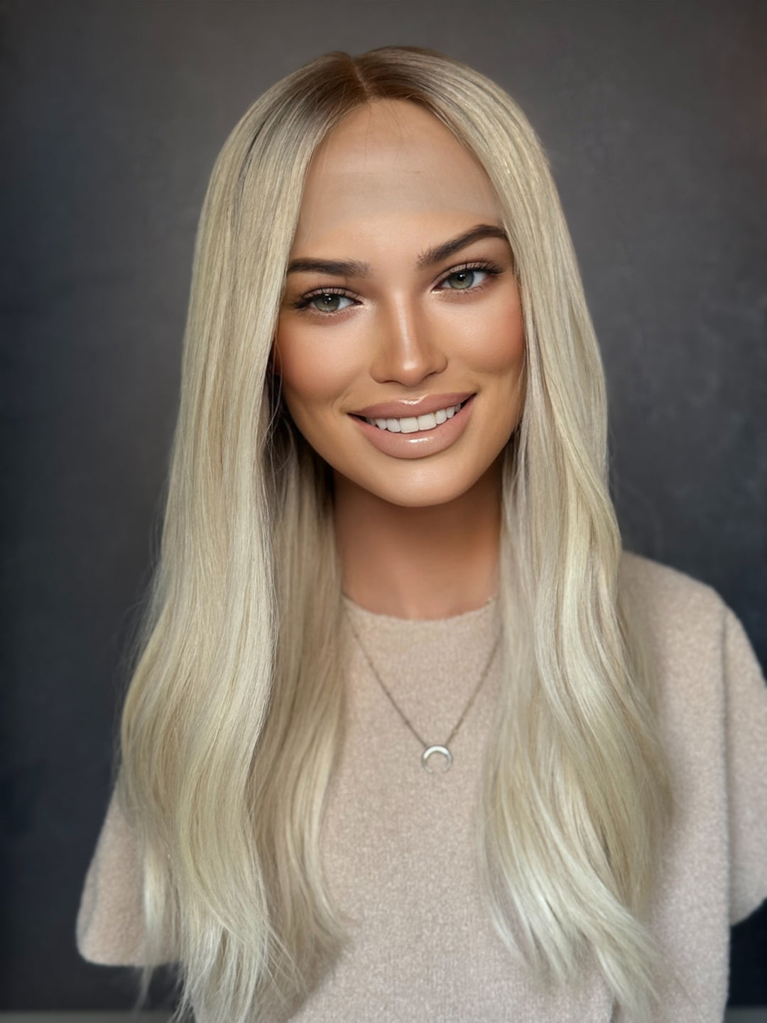 “Bombshell” [L] 20” Lace Top Wig