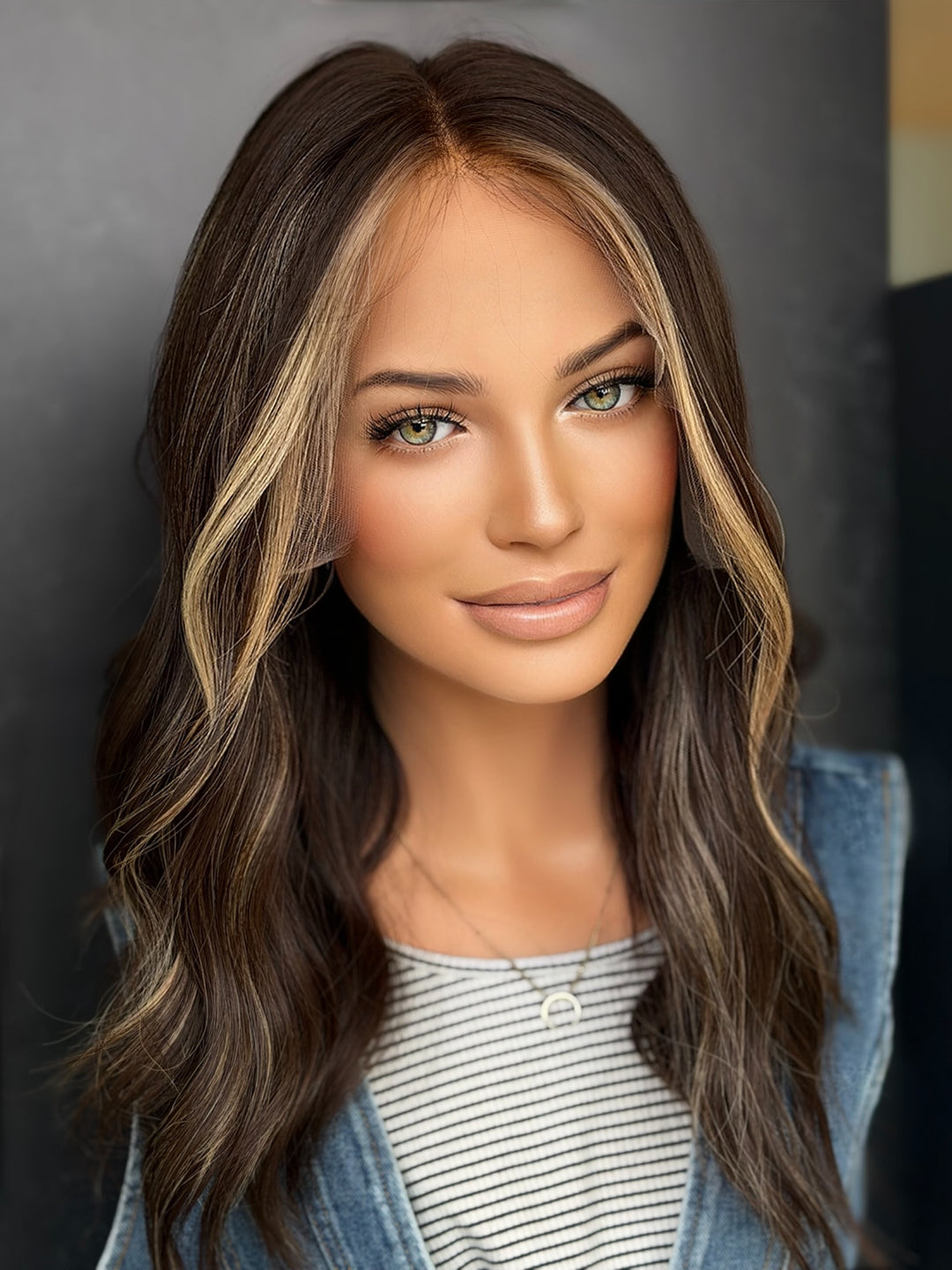 3B2896 [S] 18" Lace Top Wig