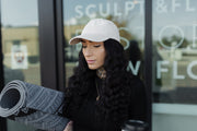 “Wavy Halle” Everyday Hat Wig [M] 22”