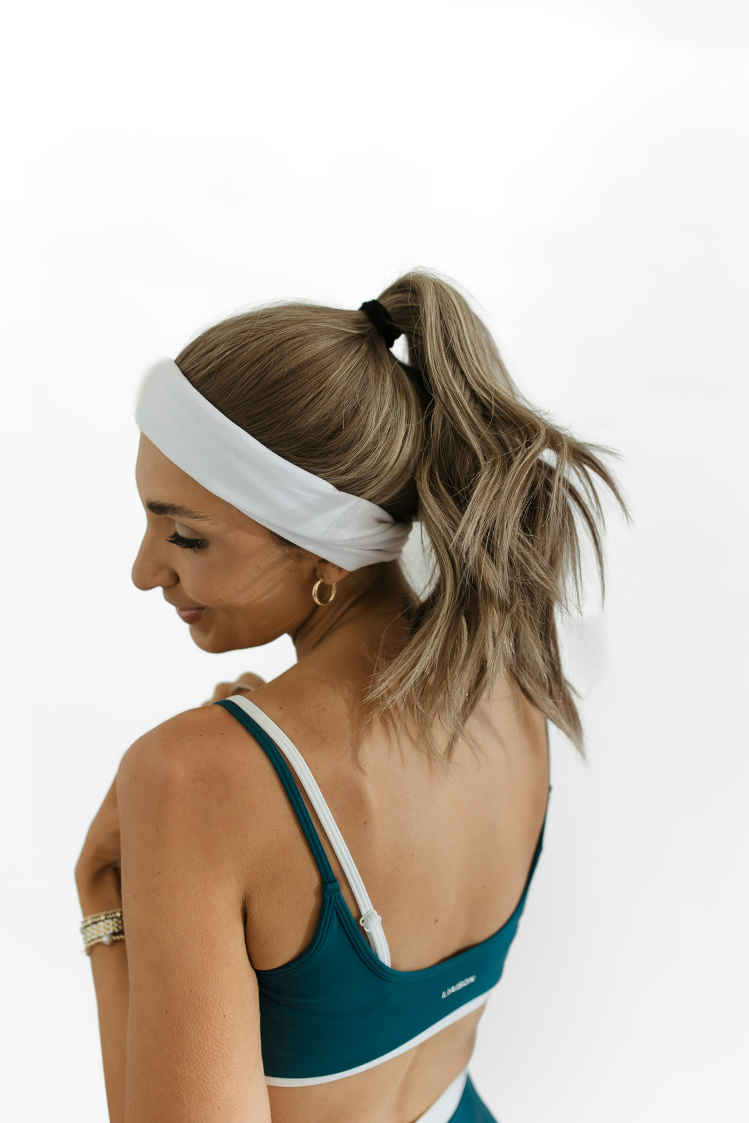 “Daly” Headband Wig