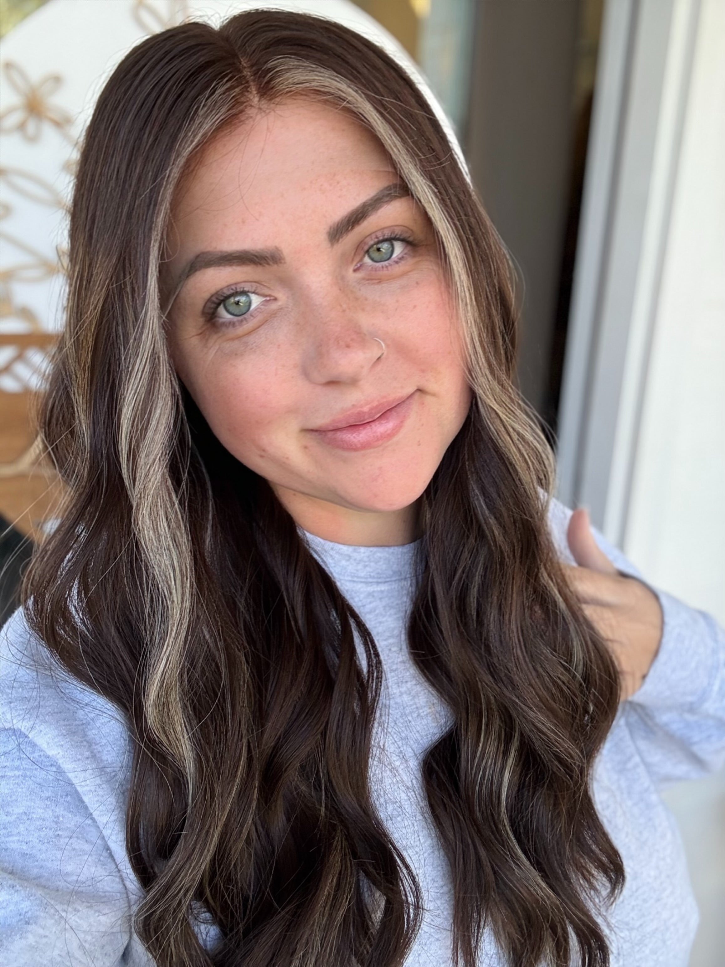 “4b2632” [M] 24” Lace Top Wig