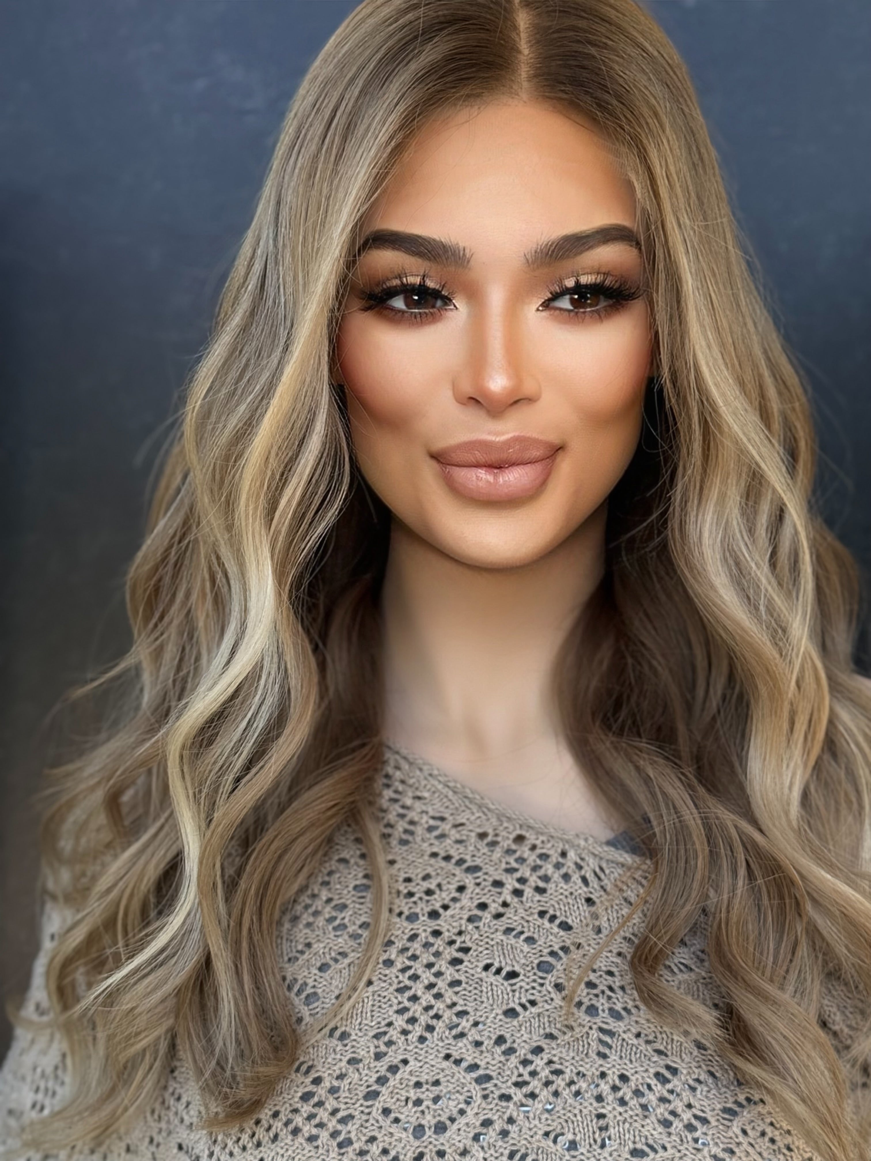 “Norah” [M] 20” Glam Collection