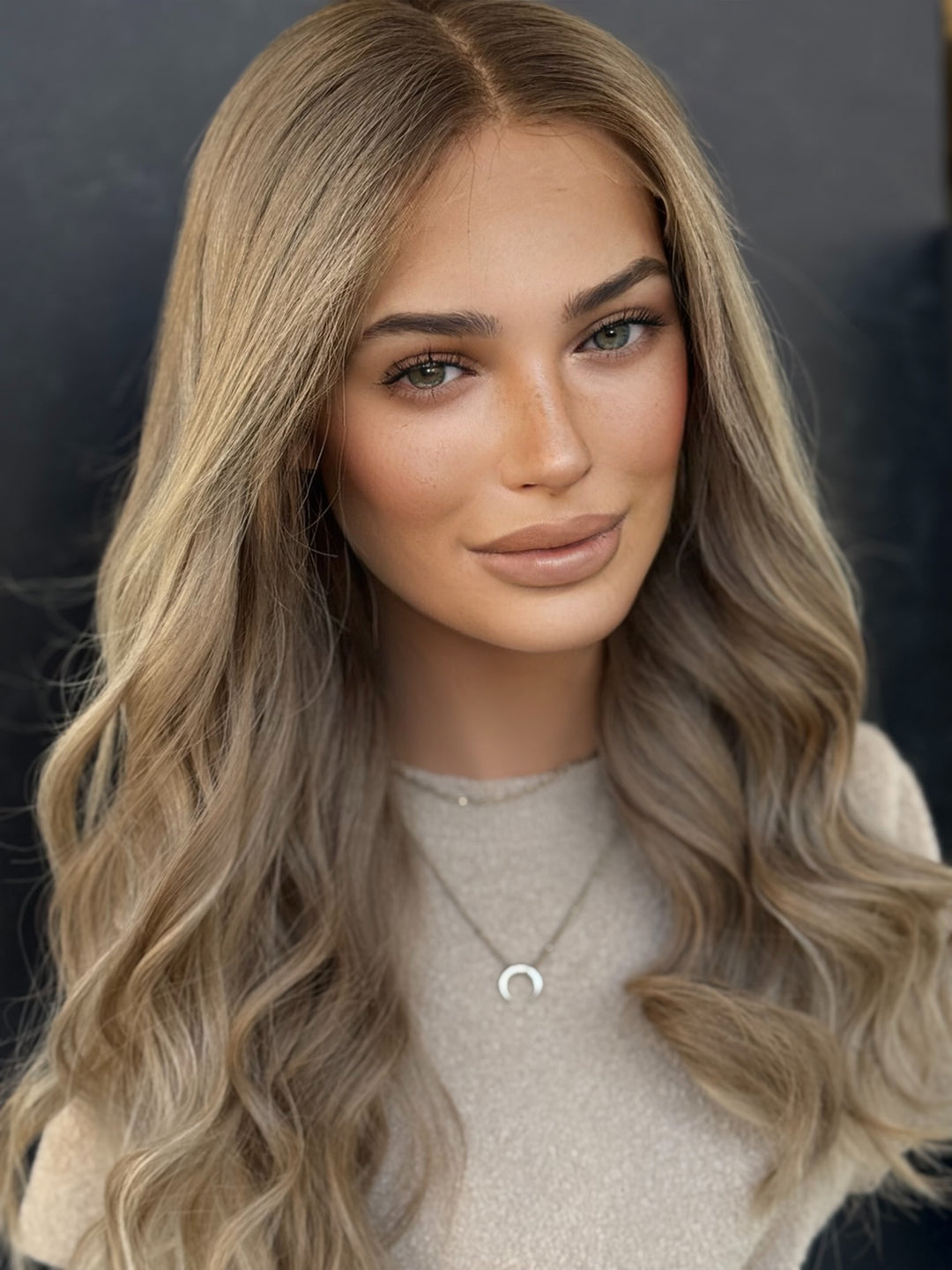 “Norah” 20” Glam Lace Top Wig