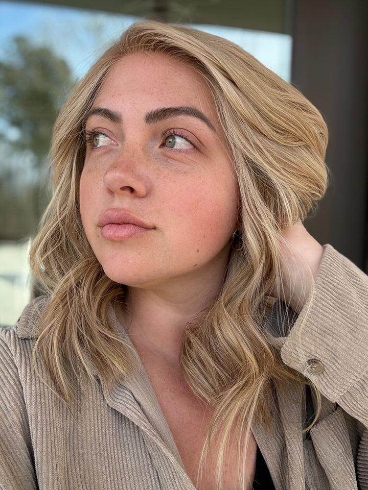 Julianne [M] Lace Top Wig Fully Handied