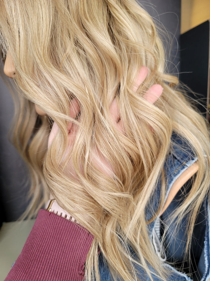 “Anniston” [M] 20” Lace Top Wig