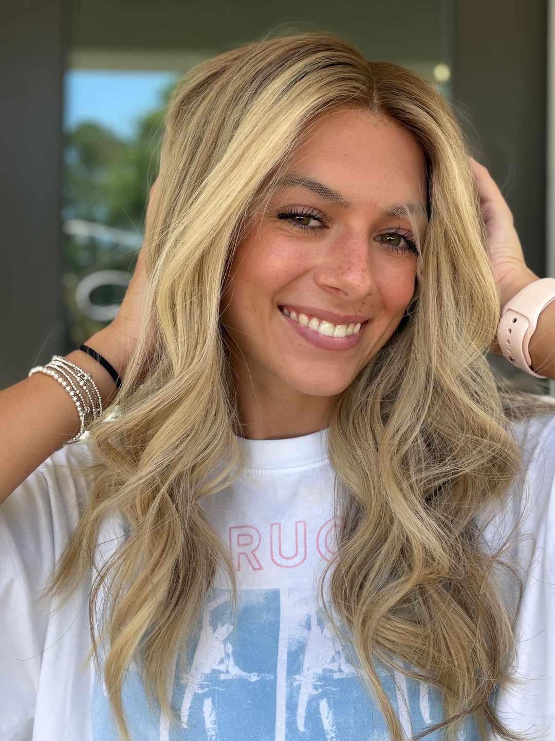 “Bentley” [M] 20” Lace Top Wig