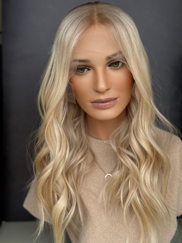 “Karli” [M] 20” Lace Top Wig