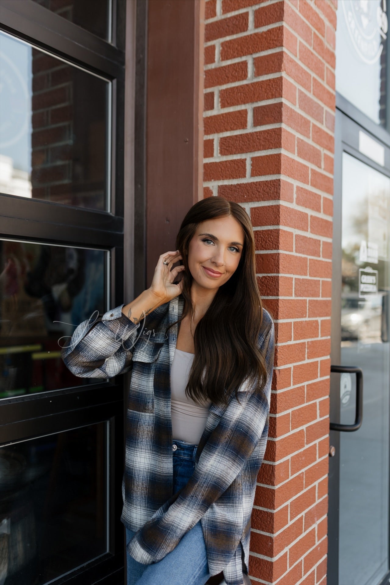 “Briar” 22” Glam Lace Top Wig