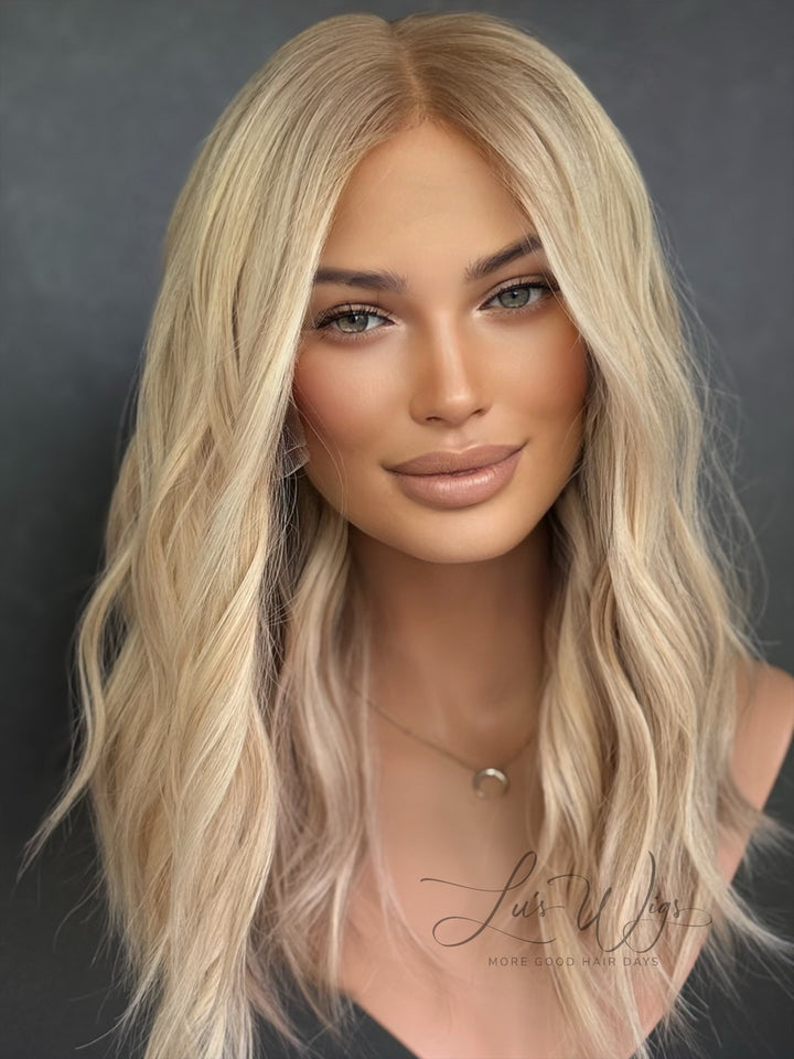 “Michelle” [L] 18” Lace Top Wig