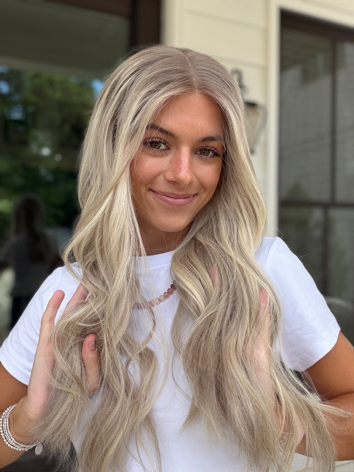 Mo (M) 22” Lace Top Wig