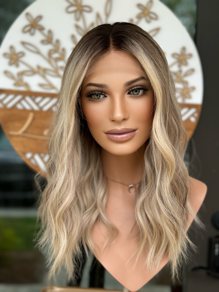 “B2689” [S] 18” Lace Top Wig