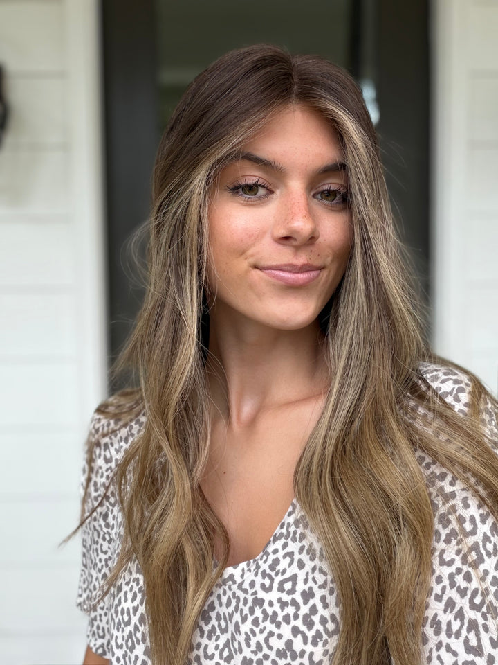 “Ella Langley” (L) 20” Lace Top Wig