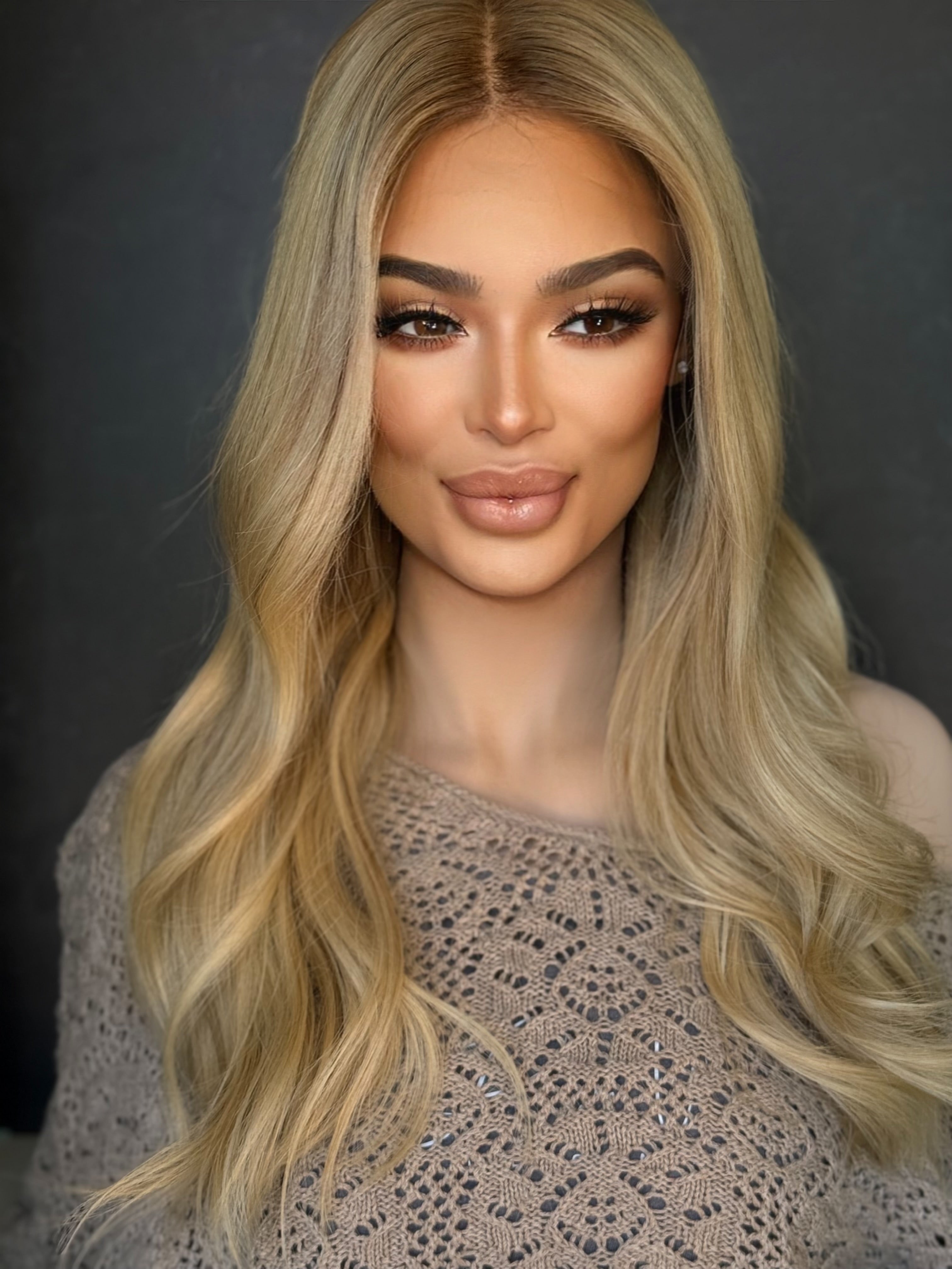 “Celeste” [M] 20” Glam Collection
