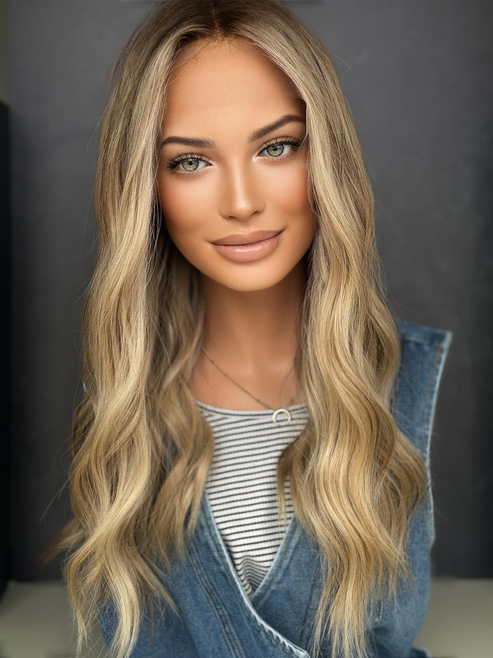 "B612" 20" [10x11]  Lace Top Topper