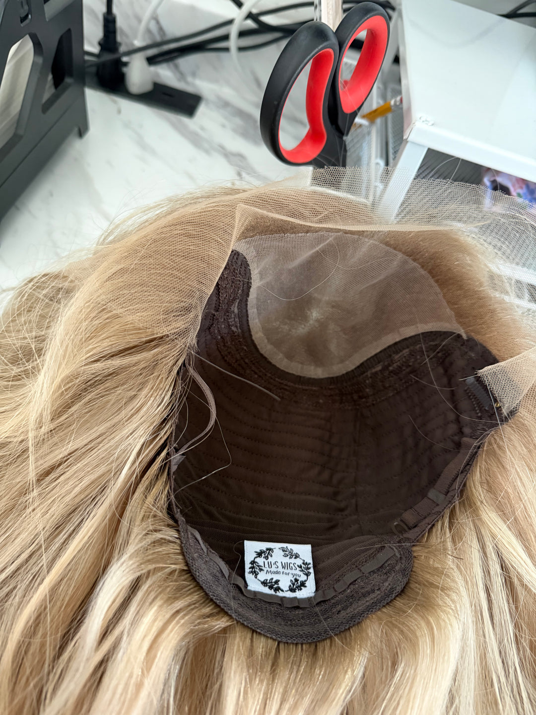 “Rachel” 21” Lace Top Wig (S)