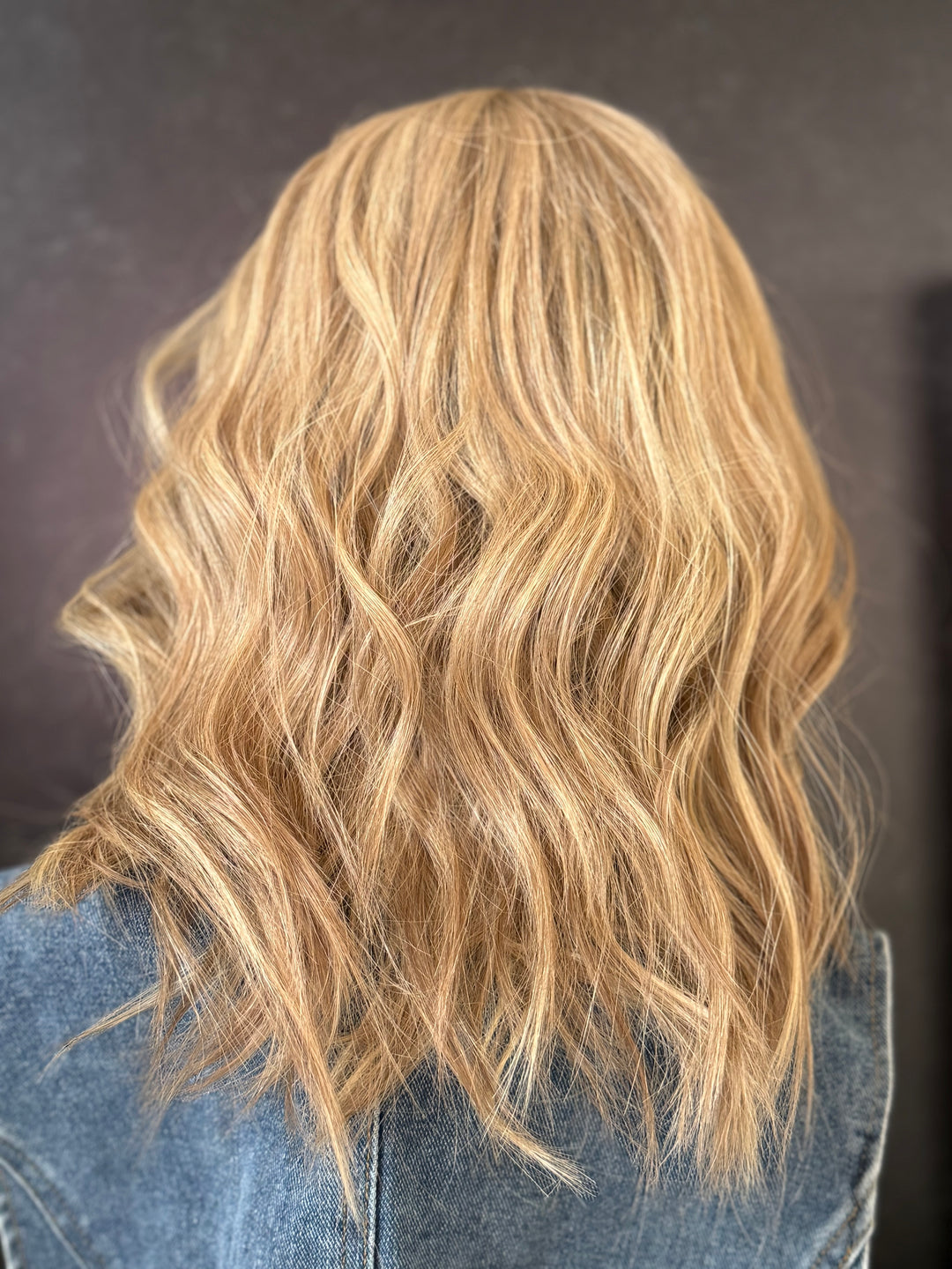 Julianne [M] Lace Top Wig Fully Handied