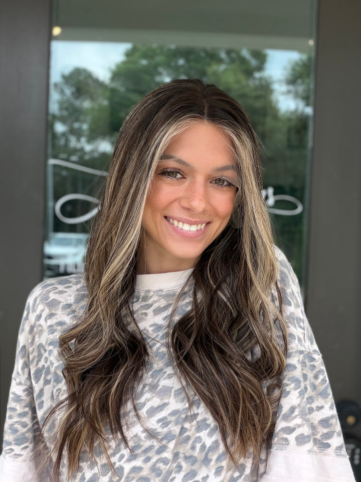 Stella (M) 22” Lace Top Wig