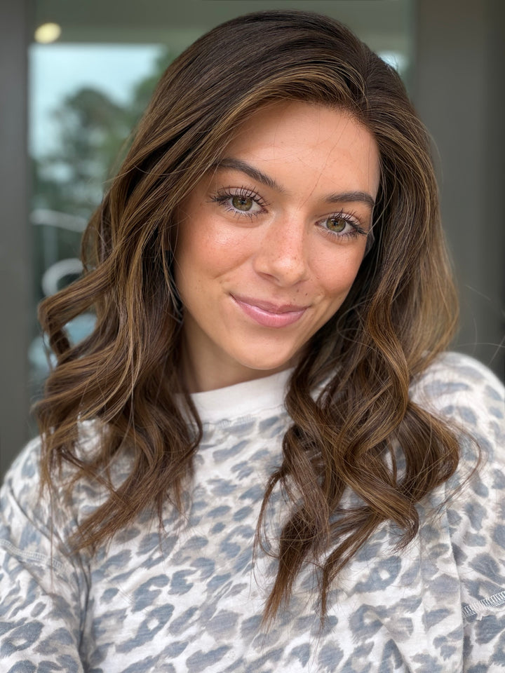 Belle (S) 18” Lace Top Wig