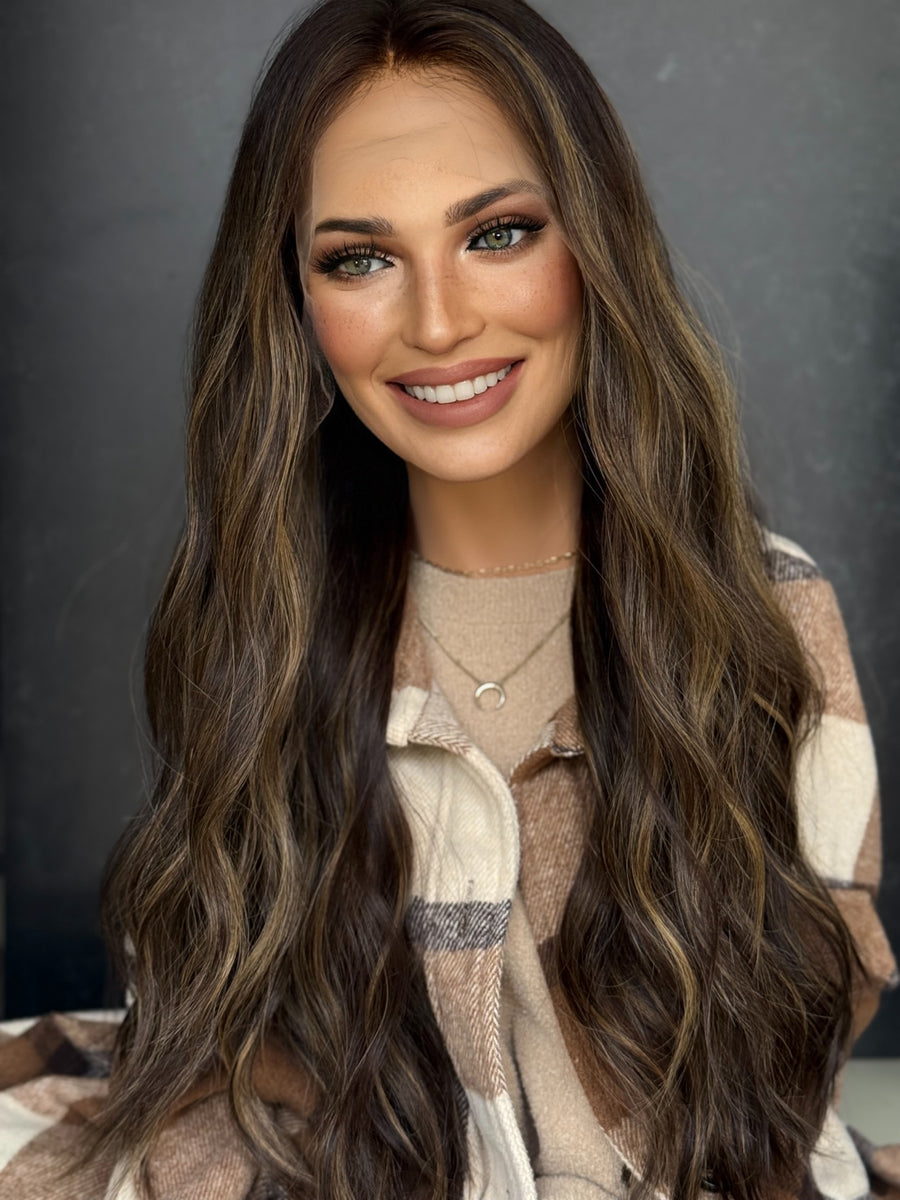 “3B2704” [L] 24” Lace Top Wig