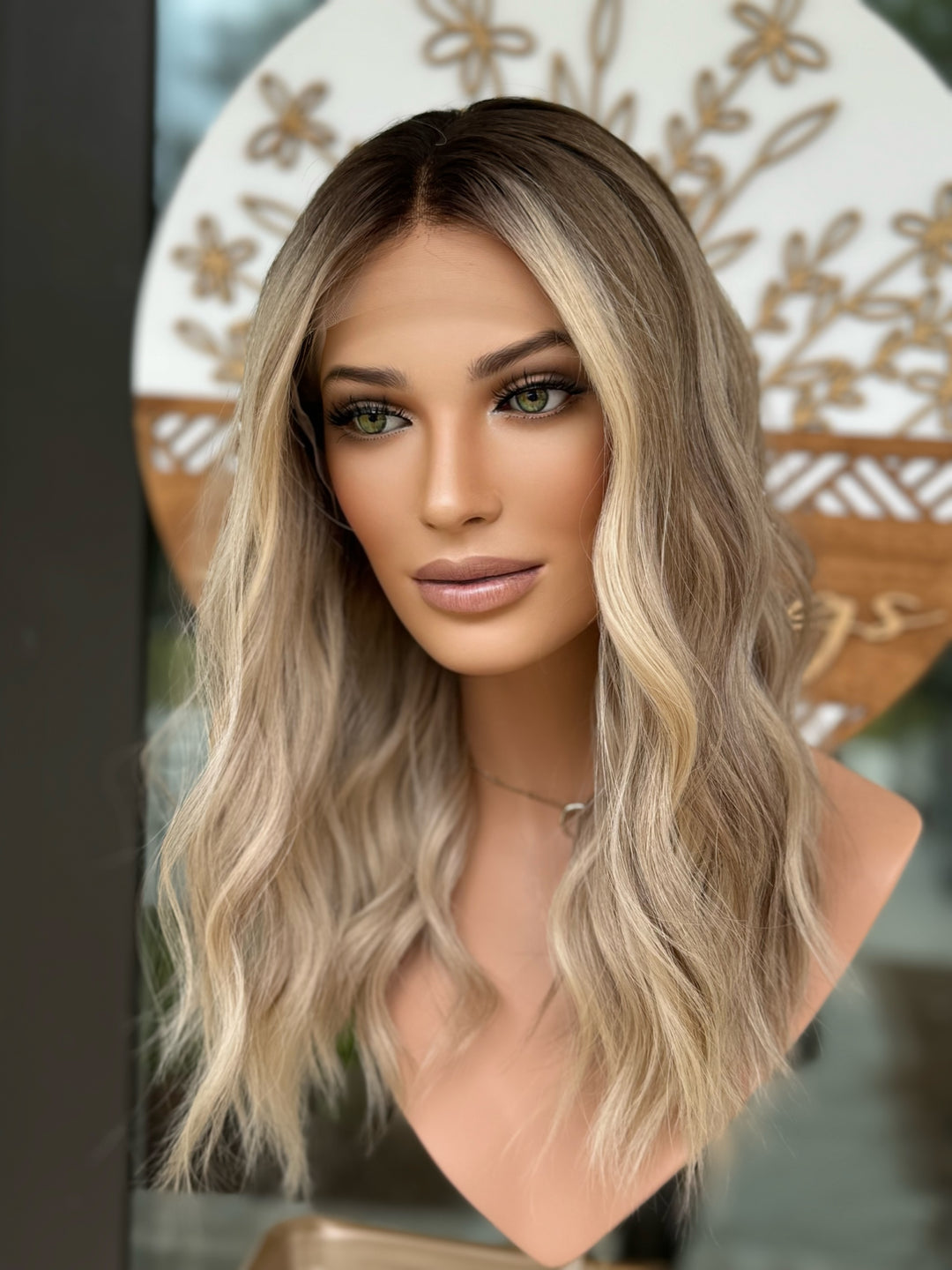 “B2689” [S] 18” Lace Top Wig