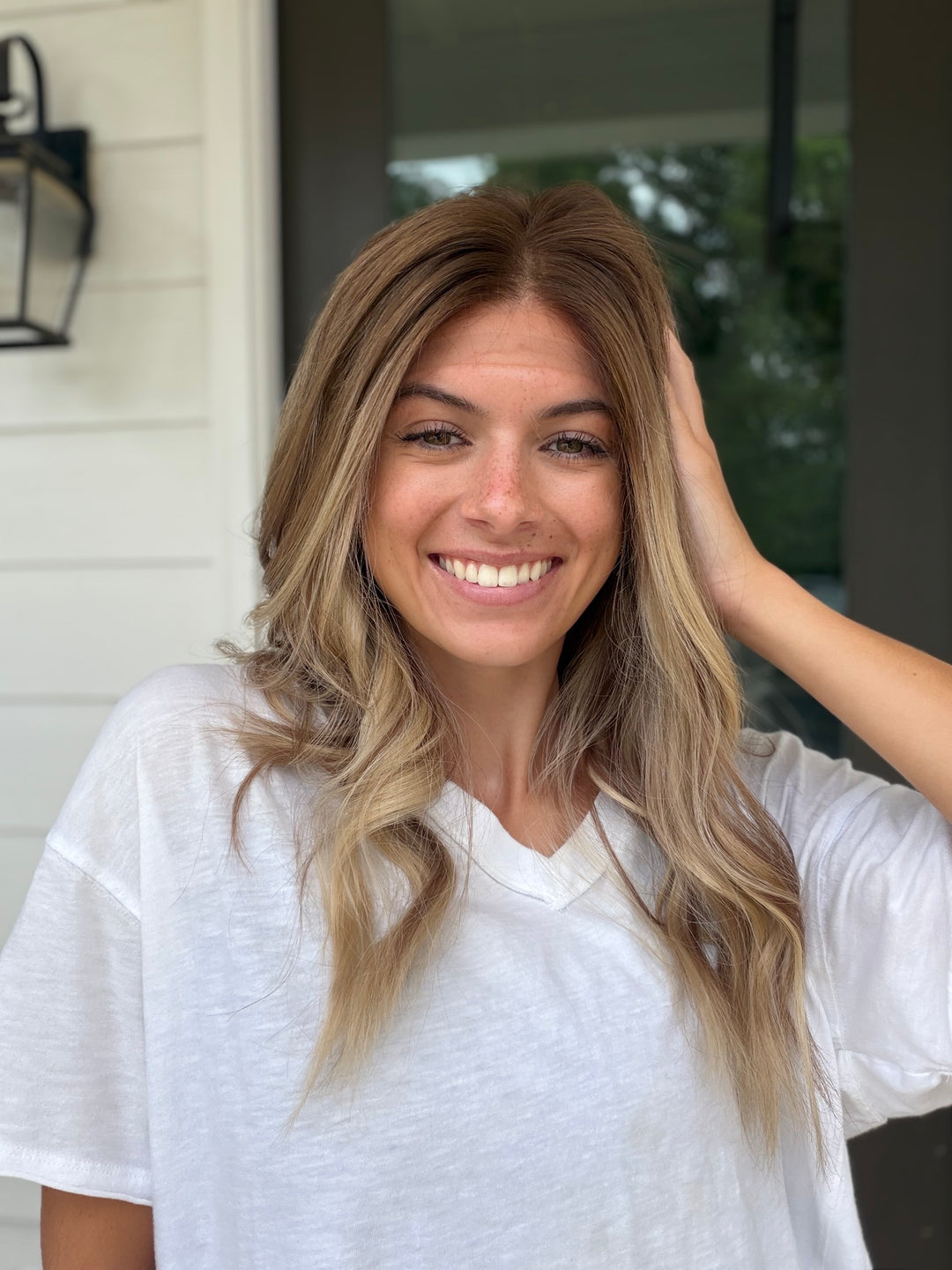 “B3015” (S) 20” Lace Top Wig