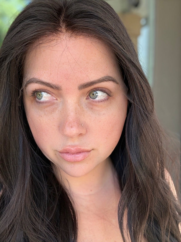 “Jordyn” [M] 22” Lace Top Wig