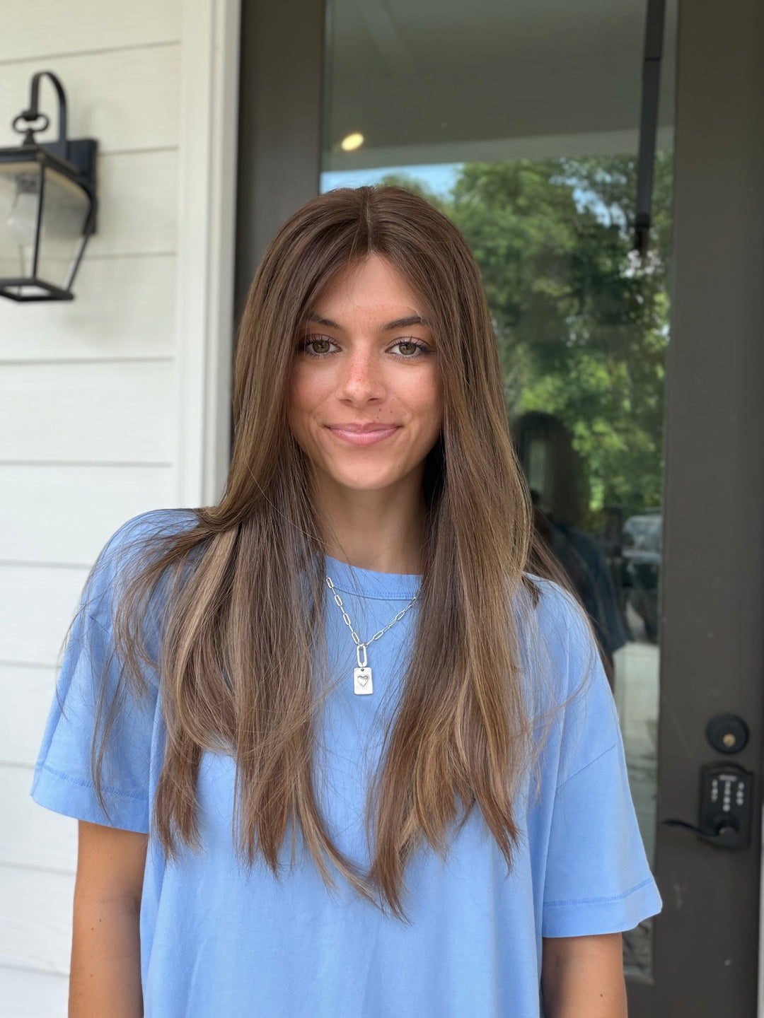 Beverly (M) 24” Lace Top Wig