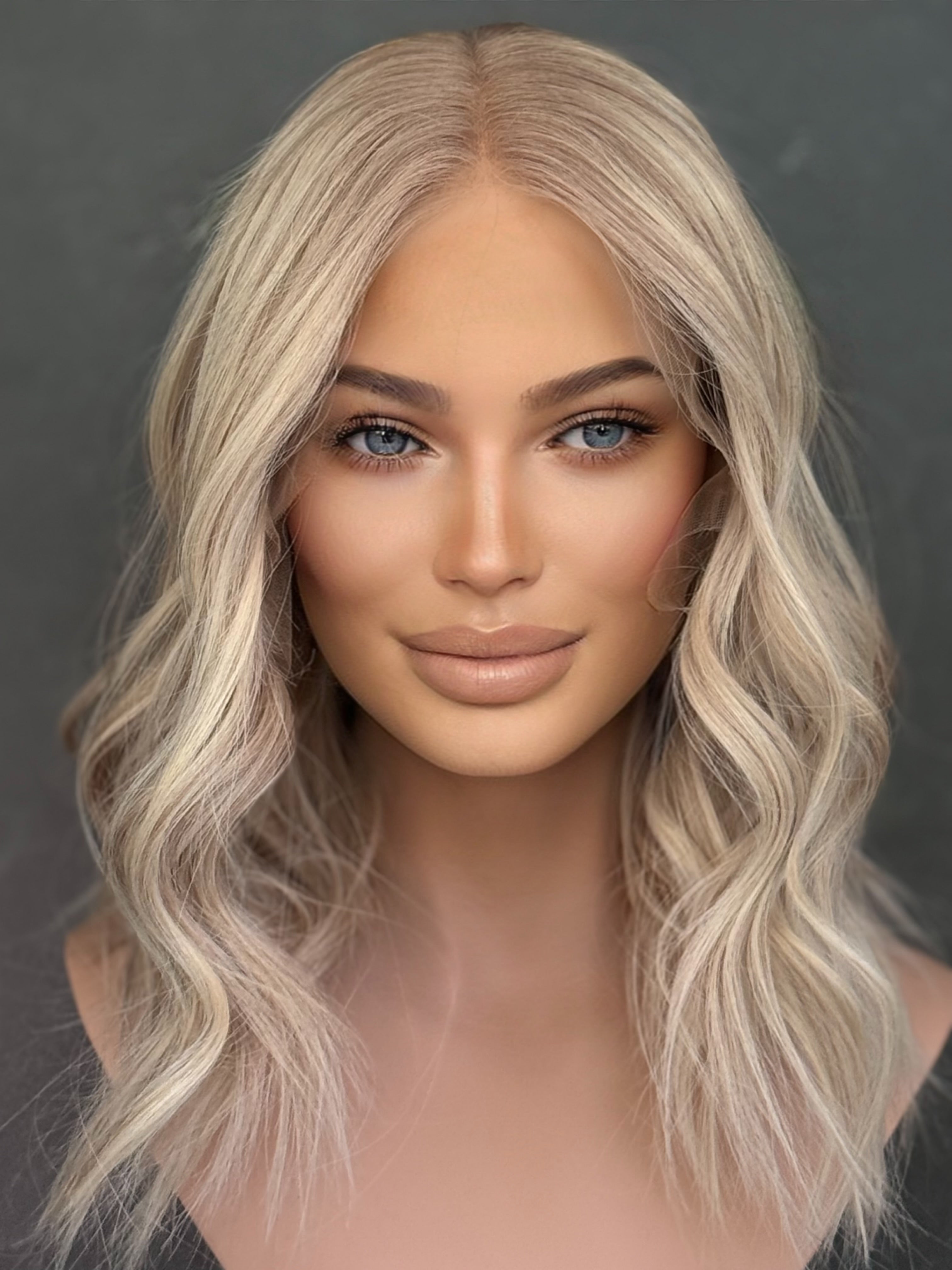 “Serena” [L] 14” Lace Top Wig