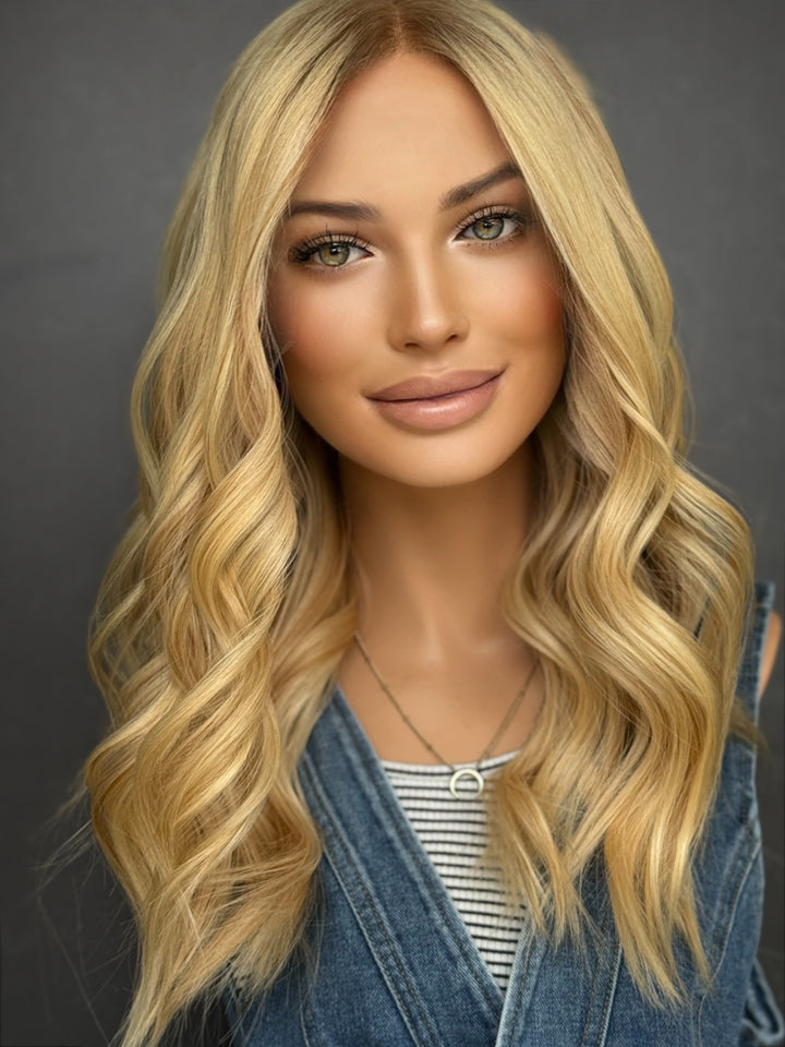 “Sandy” [M] 20” Lace Top Wig