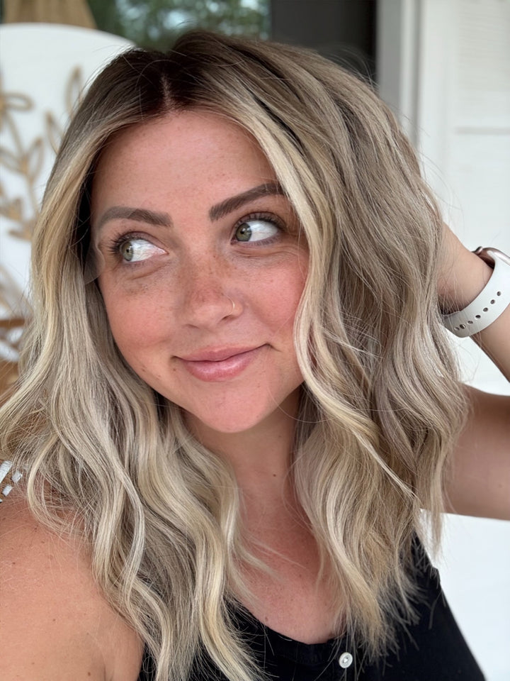“B2689” [S] 18” Lace Top Wig