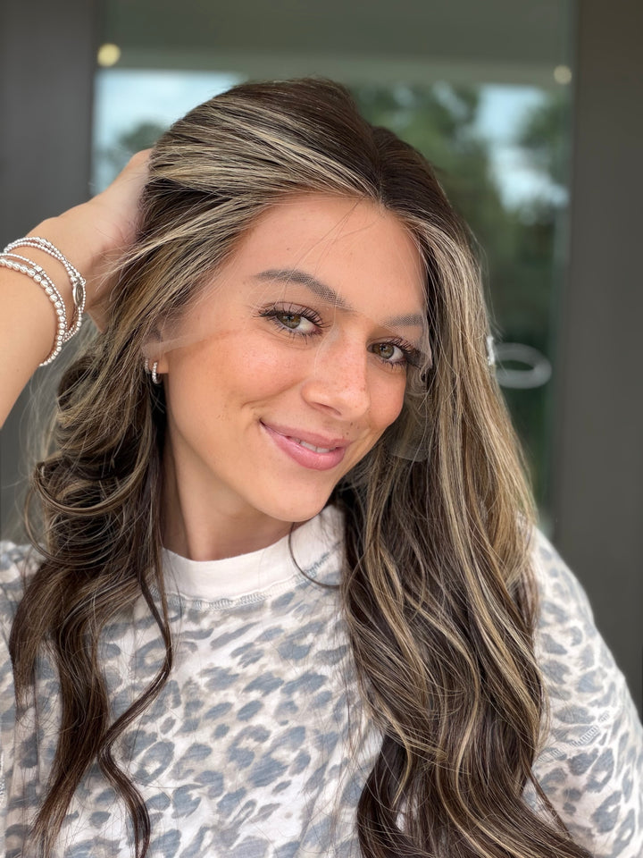 Stella (M) 22” Lace Top Wig