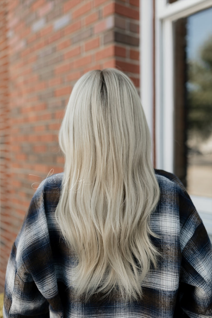 “Celeste” [M] 20” Glam Lace Top Wig